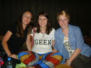 l to r: Siobhan, Kerri, Izzy. (photo from Siobhan)